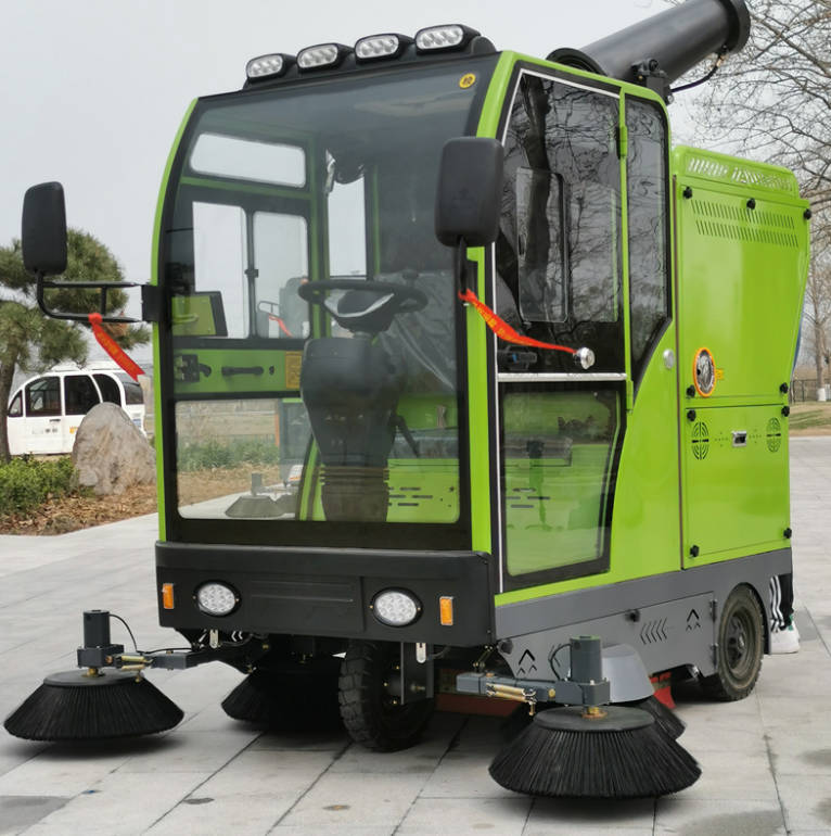 阜新道路清洁广泛应用电动环卫清扫车
